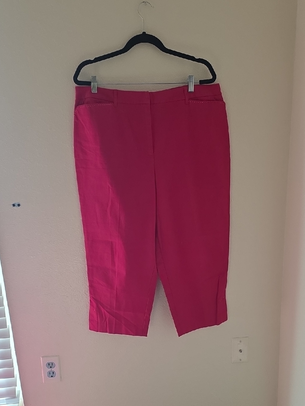 Talbots Bright Pink Cropped Dress Capris
